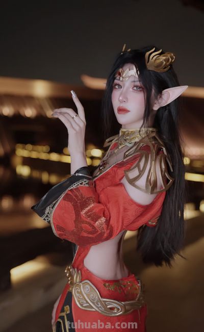 《斗破苍穹》美杜莎cosplay - 图画吧TUHUABA