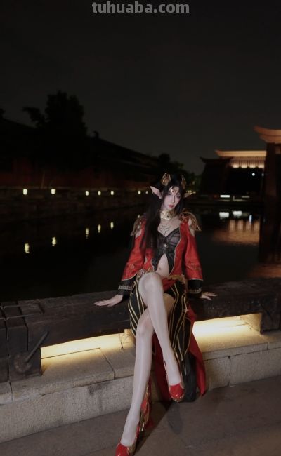 《斗破苍穹》美杜莎cosplay - 图画吧TUHUABA