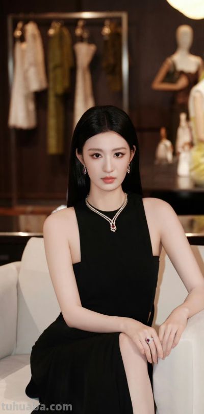 王楚然混搭与COSPLAY - 图画吧TUHUABA