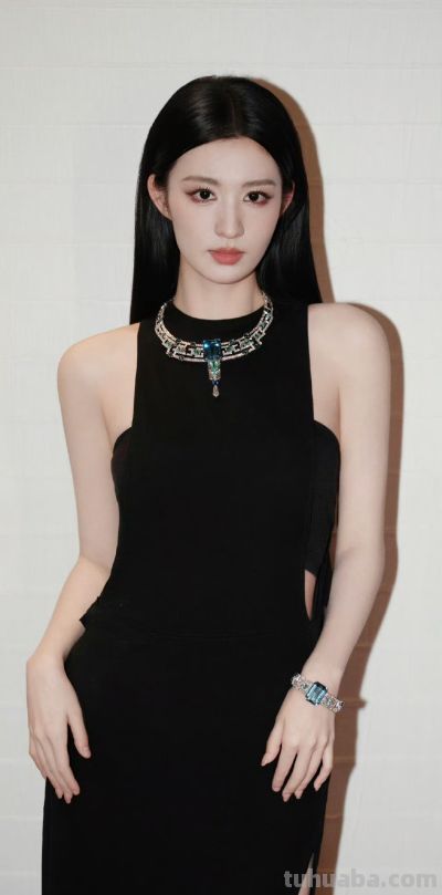 王楚然混搭与COSPLAY - 图画吧TUHUABA