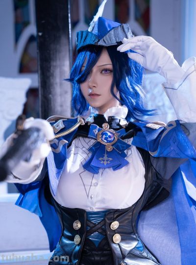 克洛琳德cosplay咋拍咋穿？这篇给你唠明白，照着学就能出片！ - 图画吧TUHUABA