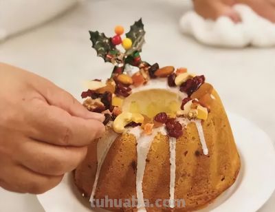 Kugelhopf 库格尔霍夫面包-《全球圣诞节传统特色美食汇》03 - 今日头条 Kugelhopf 库格尔霍夫面包-《全球圣诞节传统特色美食汇》03 - 图画吧TUHUABA