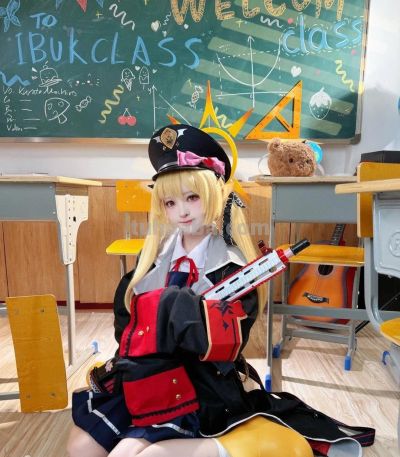 [COSplay]蔚蓝档案 丹花伊吹-荣小兔头 - 图画吧TUHUABA