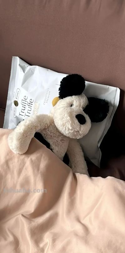 动漫萌宠小新简笔插画手机壁纸聊天背景图片 - 图画吧TUHUABA