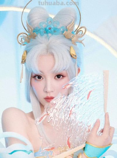 田曦薇cos绮梦青鸾 - 今日头条