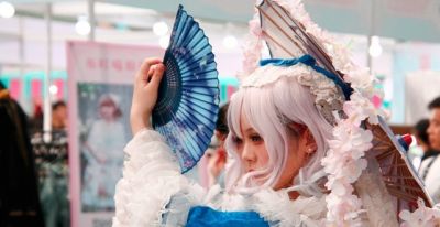 小姐姐故宫Cosplay太平天国引争议，文化尊重还是个人自由？ - 图画吧TUHUABA