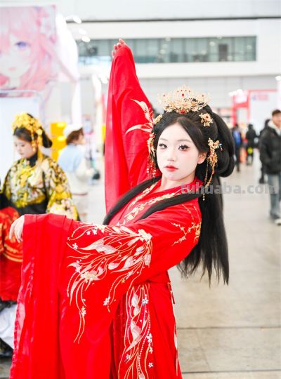 国风漫展迎新年，传统服饰演绎文化魅力 - 图画吧TUHUABA