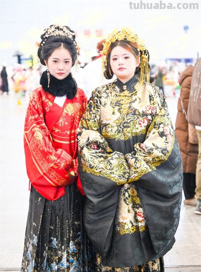 国风漫展迎新年，传统服饰演绎文化魅力 - 图画吧TUHUABA