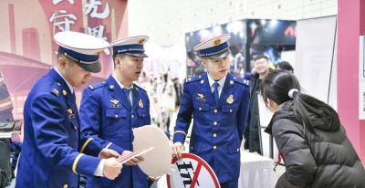 消防宣传“漫”入人心 槐荫消防现身动漫展趣味科普 - 图画吧TUHUABA