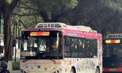 第37届萤火虫漫展于广州落幕，元旦假期迎客23万人次 - 图画吧TUHUABA