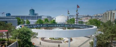 狂放激烈的笔触：贺鉴铭 | 巴黎“回声：当代艺术展” - 图画吧TUHUABA