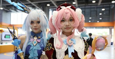 动漫狂欢 - 图画吧TUHUABA