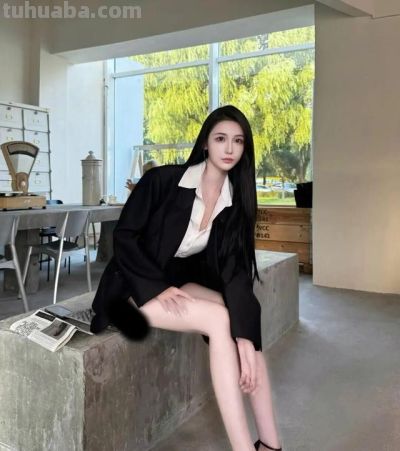 颜值COS，职业装新高度！ - 图画吧TUHUABA