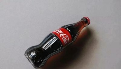 色彩丰富，细腻柔美的彩铅画艺术作品欣赏 - 图画吧TUHUABA