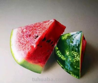 色彩丰富，细腻柔美的彩铅画艺术作品欣赏 - 图画吧TUHUABA