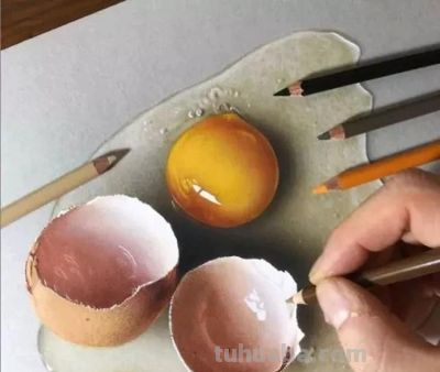 色彩丰富，细腻柔美的彩铅画艺术作品欣赏 - 图画吧TUHUABA