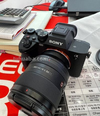 主要摄影偶尔摄像？这5款全画幅相机闭眼选不踩雷 - 今日头条