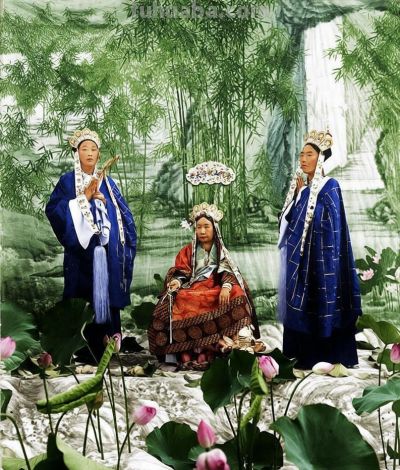 勋龄镜头下的宫廷cosplay：慈禧“救苦救难”幻象的最后华章 - 图画吧TUHUABA