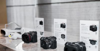 用3D影像为二次元破壁！佳能EOS VR Cosplay空间视频亮相 - 图画吧TUHUABA