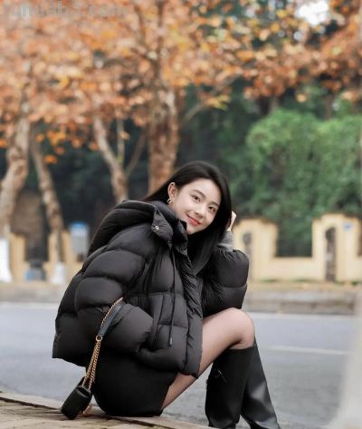 路边拍照，几个动作，拍照温柔漂亮，大方好看有氛围感 - 图画吧TUHUABA