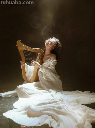 色彩让婚纱摄影如此美好 - 图画吧TUHUABA