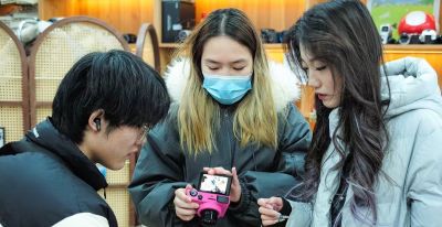 今视角 | 相机租赁店,平价器材点燃年轻人摄影热情 - 今日头条 今视角 | 相机租赁店,平价器材点燃年轻人摄影热情 - 图画吧TUHUABA