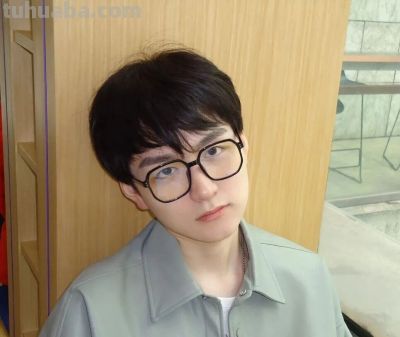 获奖作品 | 最绘画—第四届中国青年油画作品展（2025） - 图画吧TUHUABA