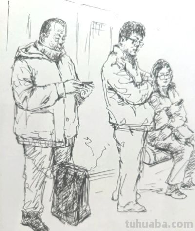 福州街头“速写爷爷”火了！12年画满万张钢笔画 - 图画吧TUHUABA