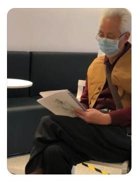 福州街头“速写爷爷”火了！12年画满万张钢笔画 - 图画吧TUHUABA