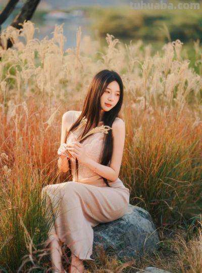 公园拍照，12个动作技巧，拍照自然上镜，出片好看有氛围感 - 图画吧TUHUABA