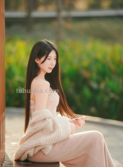 公园拍照，12个动作技巧，拍照自然上镜，出片好看有氛围感 - 图画吧TUHUABA