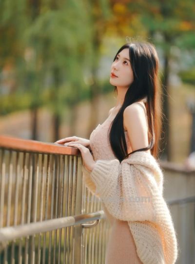 公园拍照，12个动作技巧，拍照自然上镜，出片好看有氛围感 - 图画吧TUHUABA