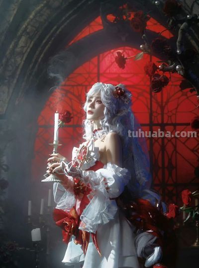 李一桐cos暮色玫影 ​​​ - 图画吧TUHUABA