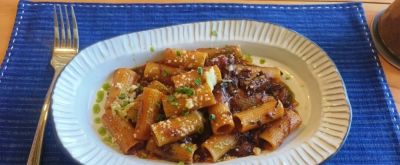 在崇明享“环球美食汇” - 图画吧TUHUABA