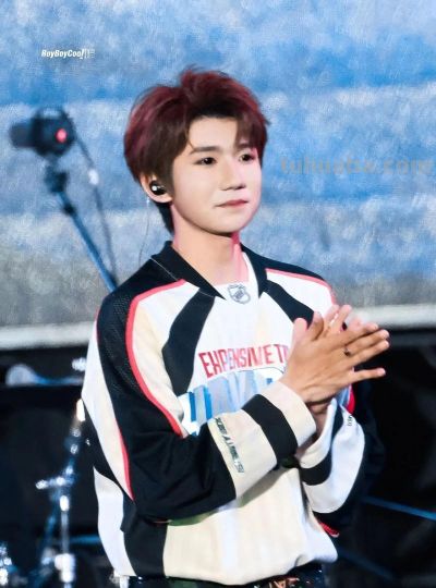 王源“水彩笔盒”专辑引爆童年共鸣,网友齐晒记忆杀瞬间 - 今日头条 王源“水彩笔盒”专辑引爆童年共鸣,网友齐晒记忆杀瞬间 - 图画吧TUHUABA