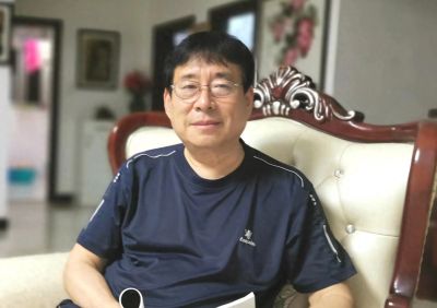 刘波素描 |《毛主席像》——纪念毛泽东主席诞辰130周年 作者： 刘波 - 今日头条