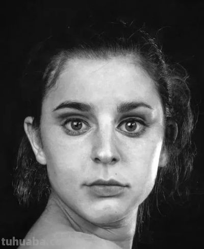 超级素描，写实的生命：意大利画家伊曼纽尔的高清作品 - 图画吧TUHUABA