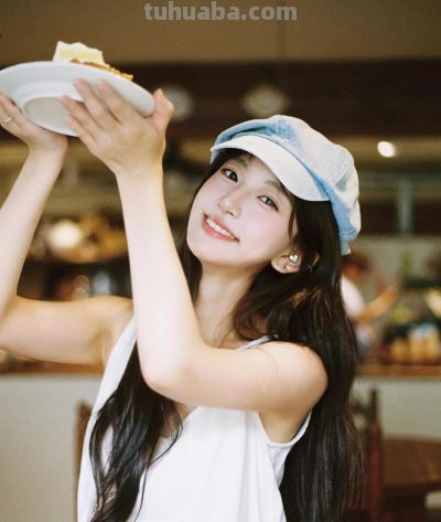 拍照僵硬不自然，9个技巧拍出自然好看的照片，韩系上镜又灵动 - 图画吧TUHUABA