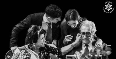 诠释爱情仍是世间至美—2025年FdB婚纱摄影获奖作品选 - 图画吧TUHUABA