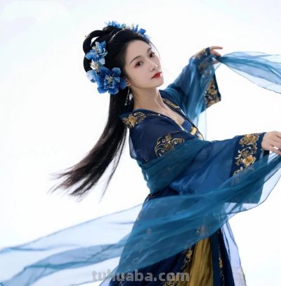 谁懂啊！COS文物穿搭，看看平城有多时尚！ - 图画吧TUHUABA