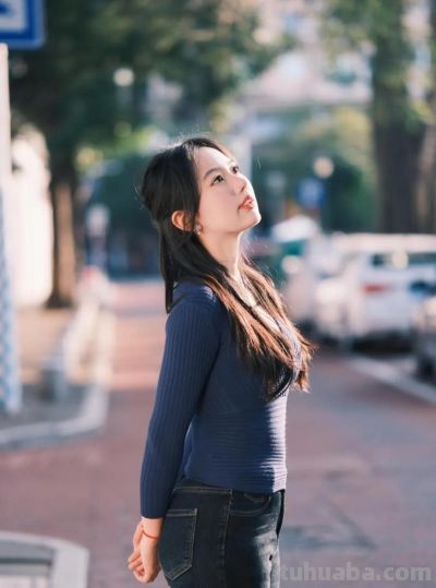 户外拍照技巧，10个姿势，走到哪拍到哪，都很自然很出片 - 图画吧TUHUABA