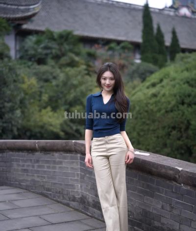 户外拍照，7个小动作，拍得温柔拍得美，出片上镜又大方 - 图画吧TUHUABA