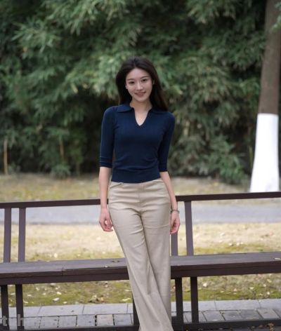 户外拍照，7个小动作，拍得温柔拍得美，出片上镜又大方 - 图画吧TUHUABA