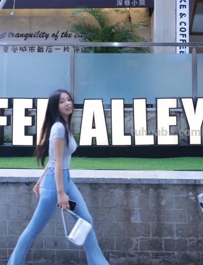 周末出门拍照，9个动作，一学就会，拍照松弛出片，好看又自然 - 图画吧TUHUABA