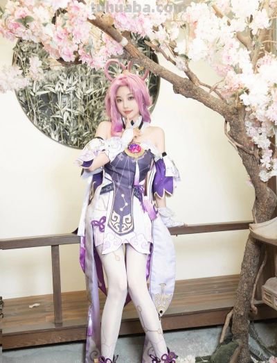 杨晨晨cosplay |粉发紫裙星穹铁道符玄，这颜值和还原度绝了！ - 图画吧TUHUABA