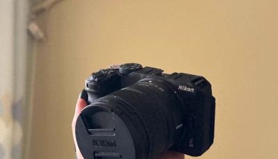 人像摄影器材水太深？老张实测三款宝藏相机，新手这样选不踩坑！ - 今日头条