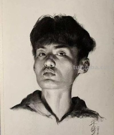 央美朱传奇素描头像作品专辑 - 图画吧TUHUABA