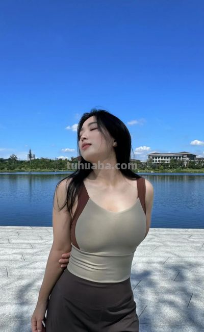 户外拍照，教你12个动作，拍照明媚出片，松弛漂亮 - 图画吧TUHUABA