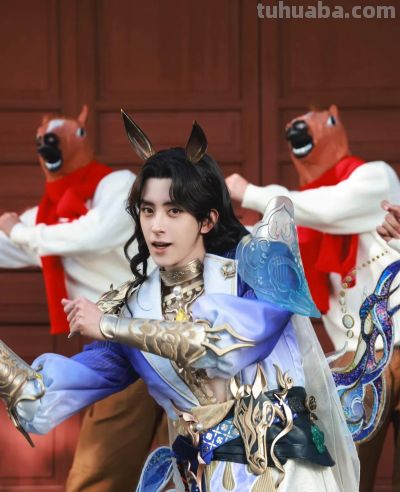 好帅!“抽象帅哥”敖瑞鹏 cos天马神君,超还原,就是胸肌有点假 - 今日头条 好帅!“抽象帅哥”敖瑞鹏 cos天马神君,超还原,就是胸肌有点假 - 图画吧TUHUABA