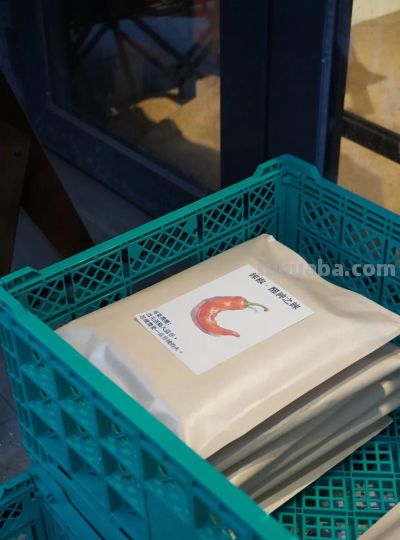 上街买新年礼物，成都商店还是太全面了 - 图画吧TUHUABA